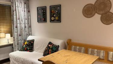 Gemütliche Wohnung mit Bergblick und Terrasse - Photo 3