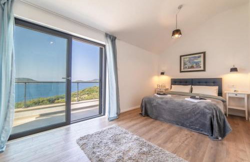 Apartmani D & J with Heated Pool & Stunning Sea View - Photo 19