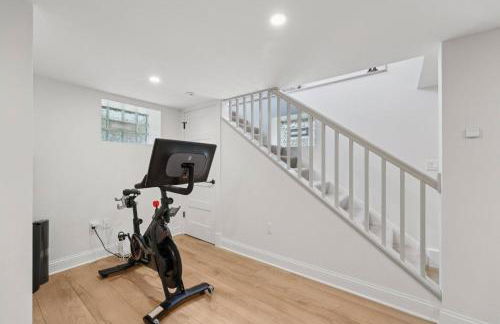 NEW! Heritage Retreat in the heart of Stillwater - Foto 34