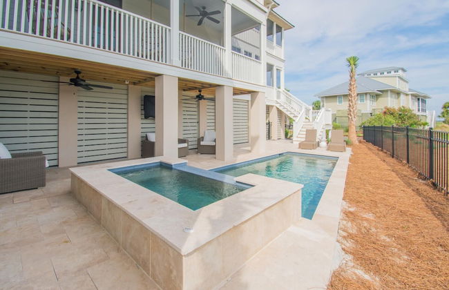 Stunning 4BR Vacation Rental With Private Pool, Spa, & Resort Club Cards - Photo 31