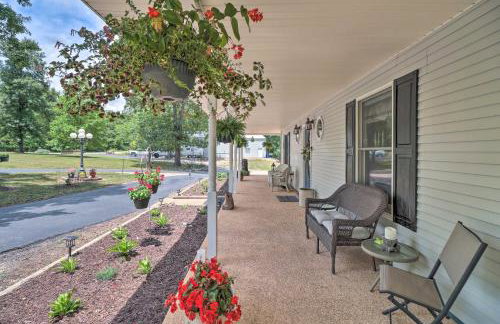 10-Acre Mountain Home Getaway with Fire Pit - Foto 2