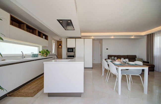 Luxury Penthouse With Private Pool and sea Views, Sleeps 6 - Photo 24