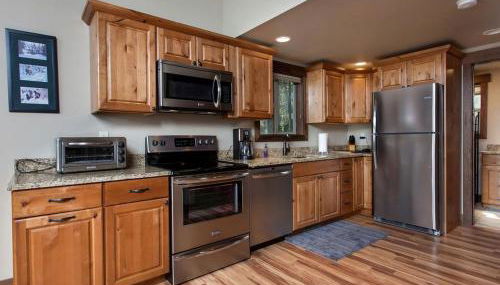 Family-Friendly Cabin Rental with Mountain Vistas near West Glacier, Montana - Foto 4