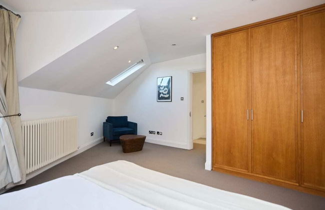 The Hampstead Getaway - Charming 5bdr Home With Conservatory - Foto 9