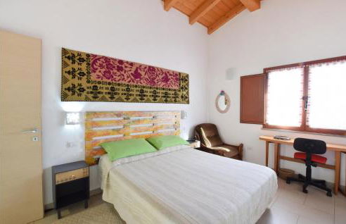 Amazing Apartment In Riola Sardo - Foto 12