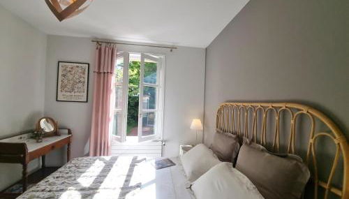 La Petite Bulle : Gîte Confortable et Moderne à Saint-Galmier - FR-1-496-293 - Foto 3