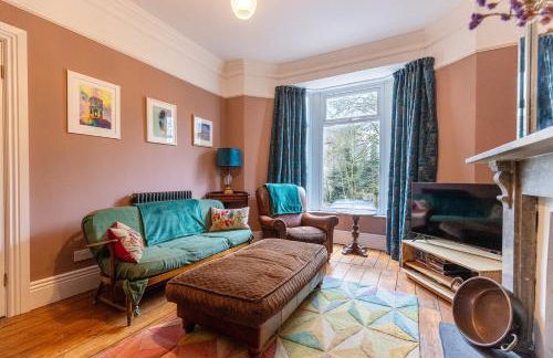 CLIFTON BANK - Characterful & Cosy Home in Buxton, Peak District - Photo 1