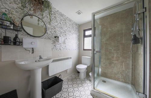 Thorpe Park Lodge - Ground Floor Detached & 2 Free Gated Parking Spaces - Foto 7