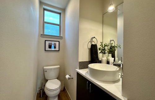 Rooftop access and Views Lake Union Lookout - Photo 13