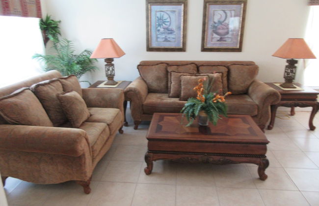 R1 Glenbrook 5 bed / 4 Bath - Foto 2