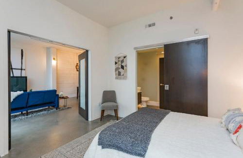 Sophisticated Nashville Condo | Corporate Rental - Foto 24