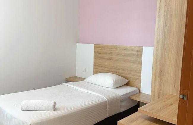 D'Embassy Serviced Residence Suites - Photo 11