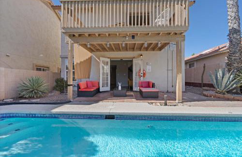 Pool-side Villa with Perfect Views - Foto 54