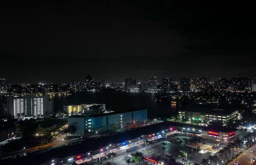 Lujoso apartamento en playa de Sunny Isles Beach - Foto 34