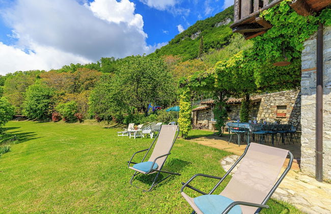 Villa Formaga- Relax and View Lake - Photo 21