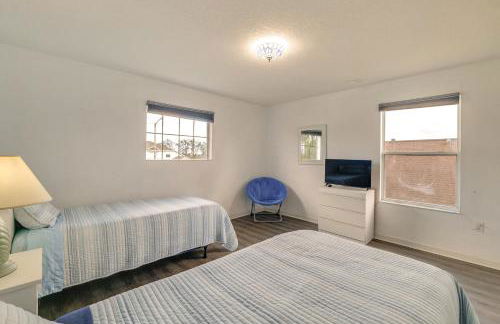 Poolside Lounge and Theme Park Fun Davenport Home - Foto 27