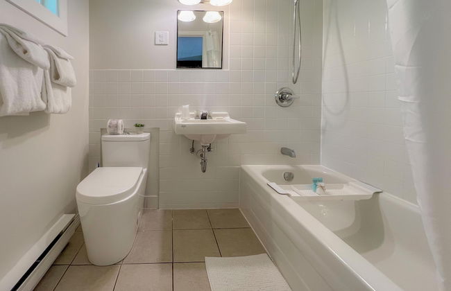 Barefoot Villas Room 1 Redwood - Photo 16