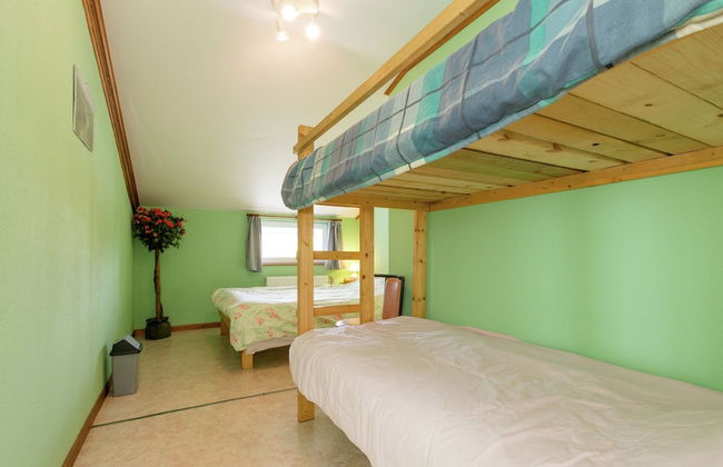 Group Cottage in Lierneux - Photo 2