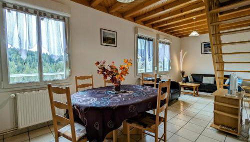 Gîte Confortable en Pleine Nature avec Cheminée et Accès Direct aux Sentiers, Proche Gérardmer et Lac - FR-1-589-124 - Foto 1