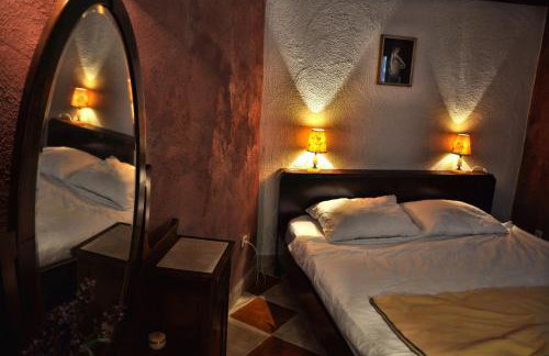 Tvrdic Honey - Photo 62