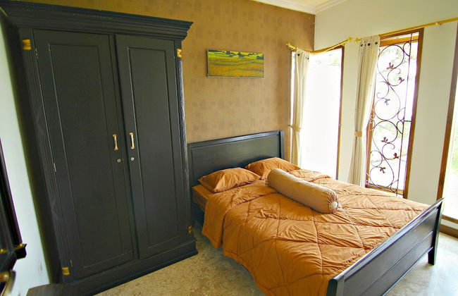 De Bukit Dago Villa by HouseinBandung - Photo 3