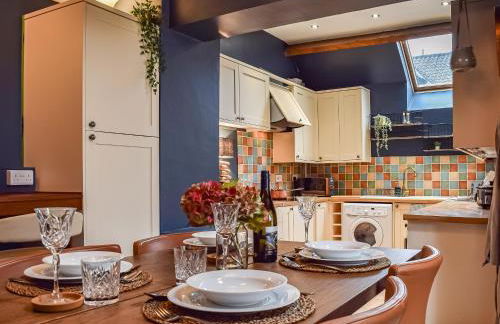 The Stables - Photo 7