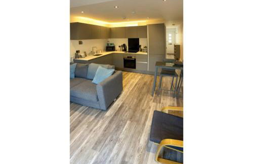 Rainbow View - Modern, central 1-bed flat, free on-site parking - Foto 5