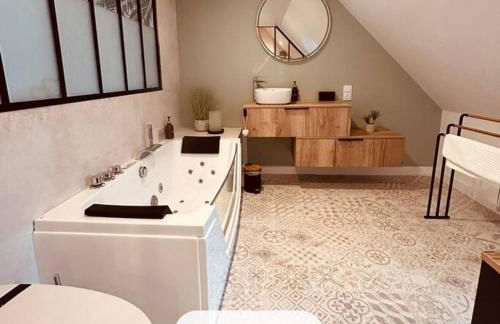 H3 Charmante maison sur la Vilaine près du Château - Foto 12