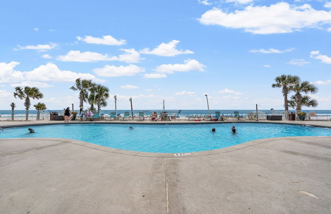 Stunning 2/2 Designer Condo w Coastal Appeal Right on the Gulf! - Foto 26
