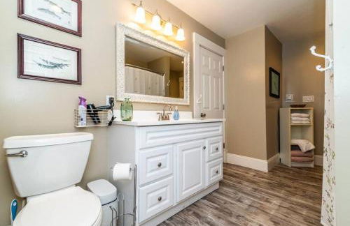 Chelsea Lake House, Game Room, & Pontoon-rental - Foto 12