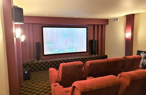 Peak Valley Manor, a Modern Farmhouse - Foto 38