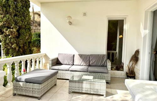 Casa Lilo, en jardin grande, con una gran piscina y barbacoa - Foto 13