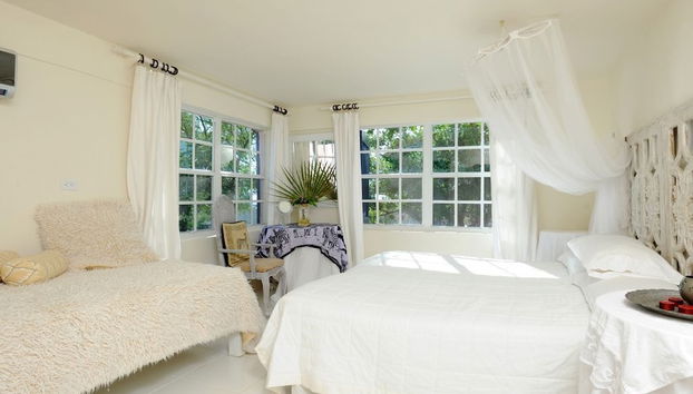 Seaside Sophistication: Elegant Estate With Sunset Views - Foto 5, Habitación