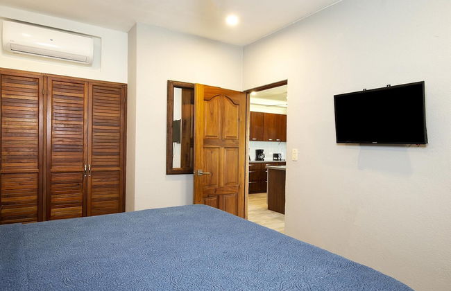 Newly Remodeled Beachfront Condo, Ground-Floor Terrace & Direct Access to Playa Flamingo - Foto 7