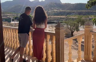 La casica de madera con Jacuzzi exterior y barbacoa - Foto 2