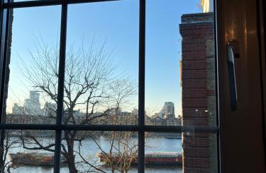 Two Bedroom Riverside Apartment in Rotherhithe Village - Foto 41