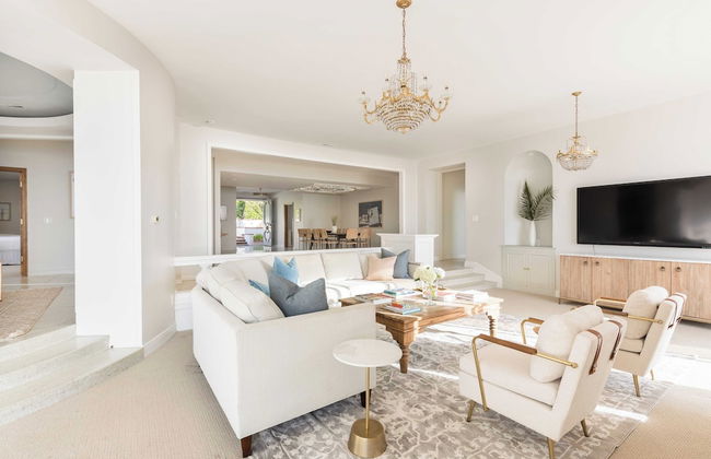 Vista by Avantstay Stunning Estate w/ Views of the Pacific Ocean Pool & Spa - Foto 8