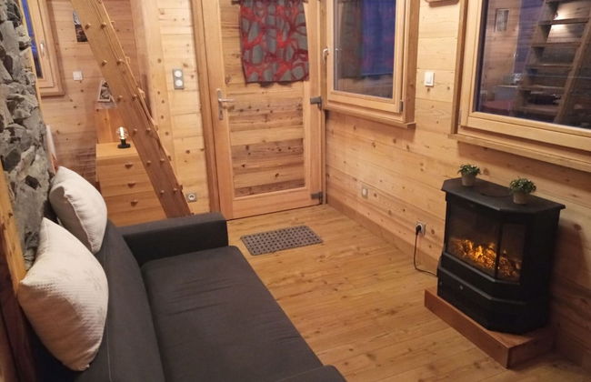 Chalet in Lovely, Rich Forest Setting With a Beautiful View - Photo 40