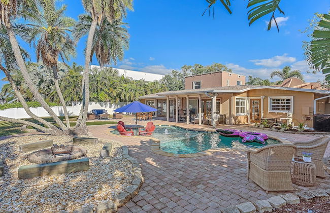 Decked Out On Marbury 4 Bedroom Home by RedAwning - Photo 36