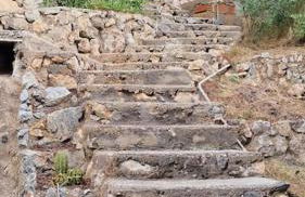 casa y piscina en un parque natural - Photo 22