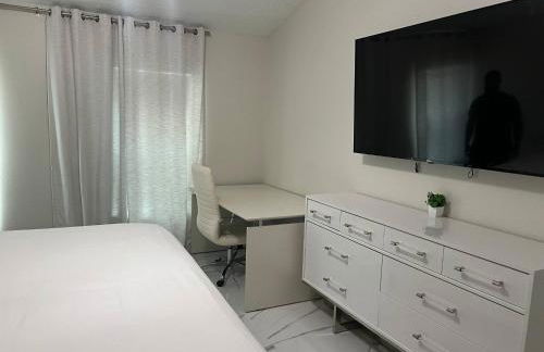 The Four at Bartow, 4BR Retreat - Foto 31