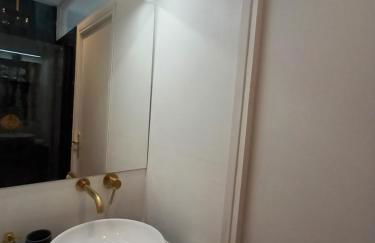 PARIS Balcony TOP FLOOR Room - Foto 43