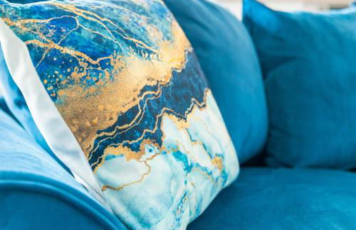 Stylish Two Bed Apartment -Cradley Health - Smart Tv - Netflix - Parking 27BC - Foto 16