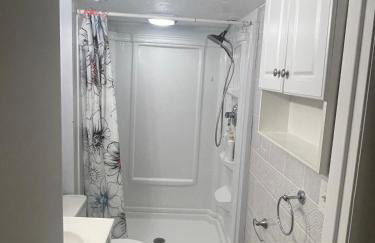 Garden level one bedroom apartment - Foto 32