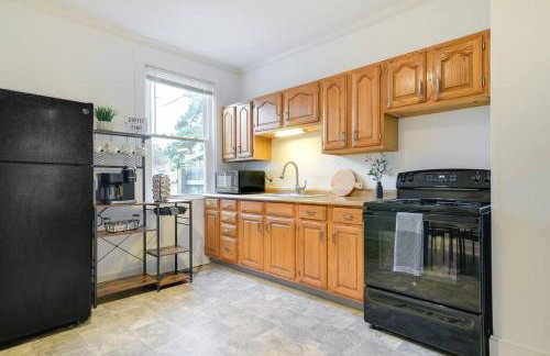 Cozy Retreat in Downtown Lancaster with Backyard Patio - Foto 6