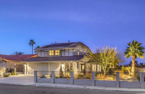 Sunset Swim, Luxury Vegas Villa with Pool, Hot Tub - Foto 4