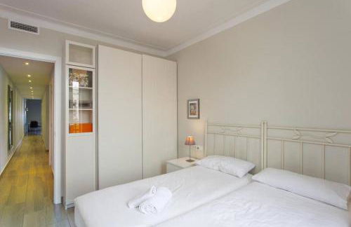 Bright & Spacious Family Flat in Central Barcelona - Foto 11