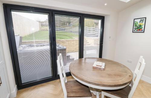 Cheshire View - Photo 8