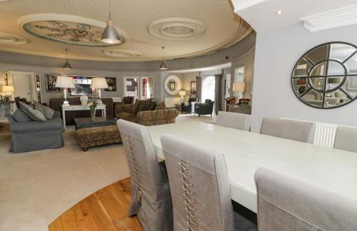 Capel Mawr - Photo 18