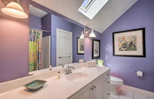 Traditional Marthas Vineyard Home with Porch and Yard - Foto 14